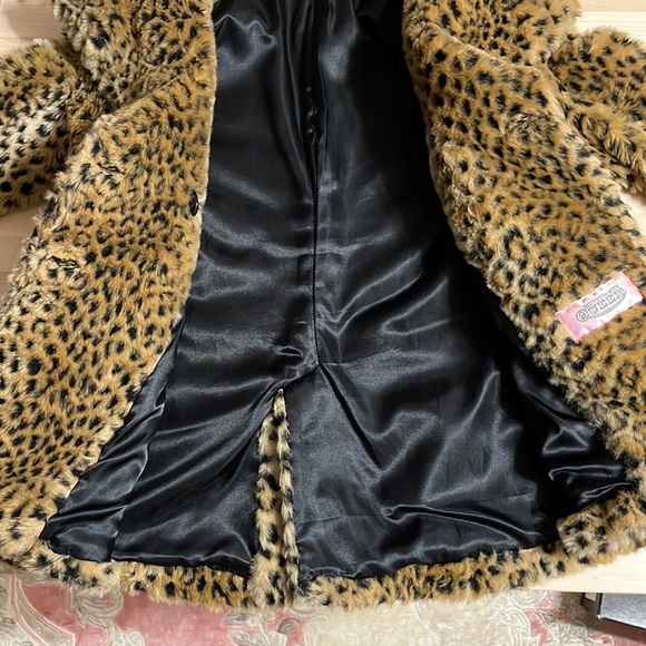 Sexy Dynamite London leopard print coat NANA cosplay 🪷💋🎙🖤 - Picture 3 of 4